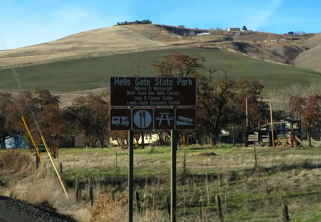 Hells Gate State Park