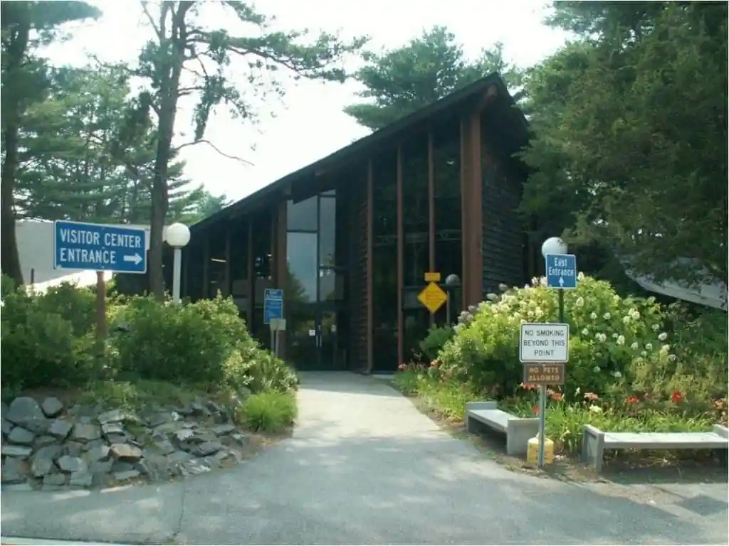 Maine Visitor Information Center