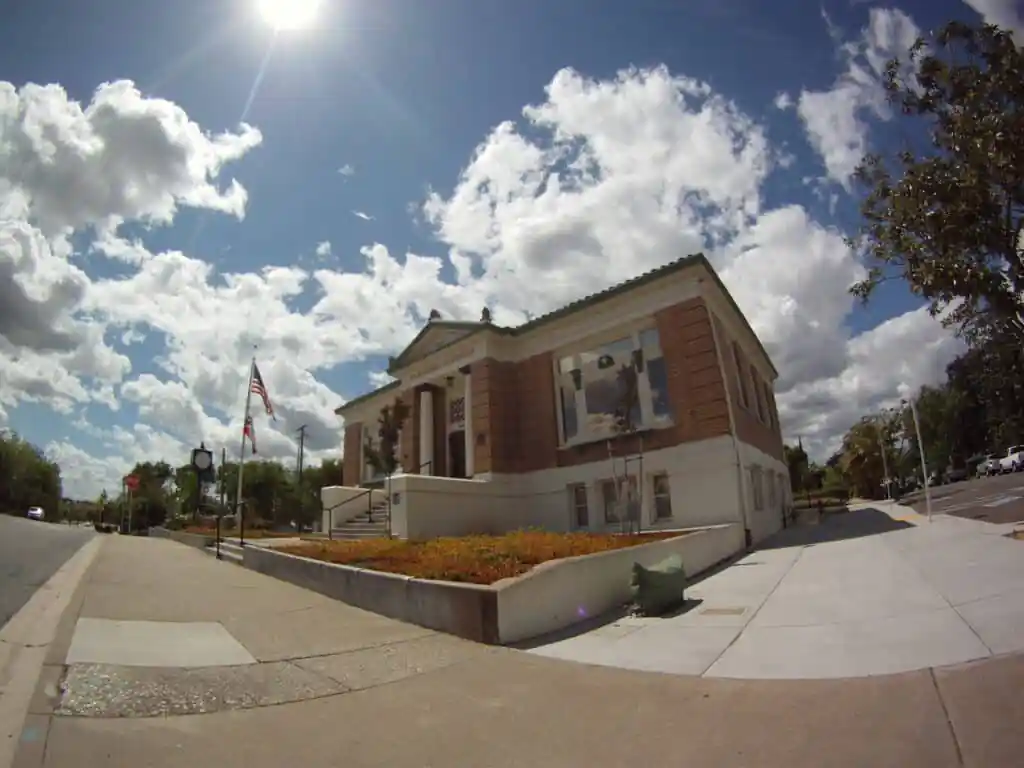 Roseville Historical Society Carnegie Museum