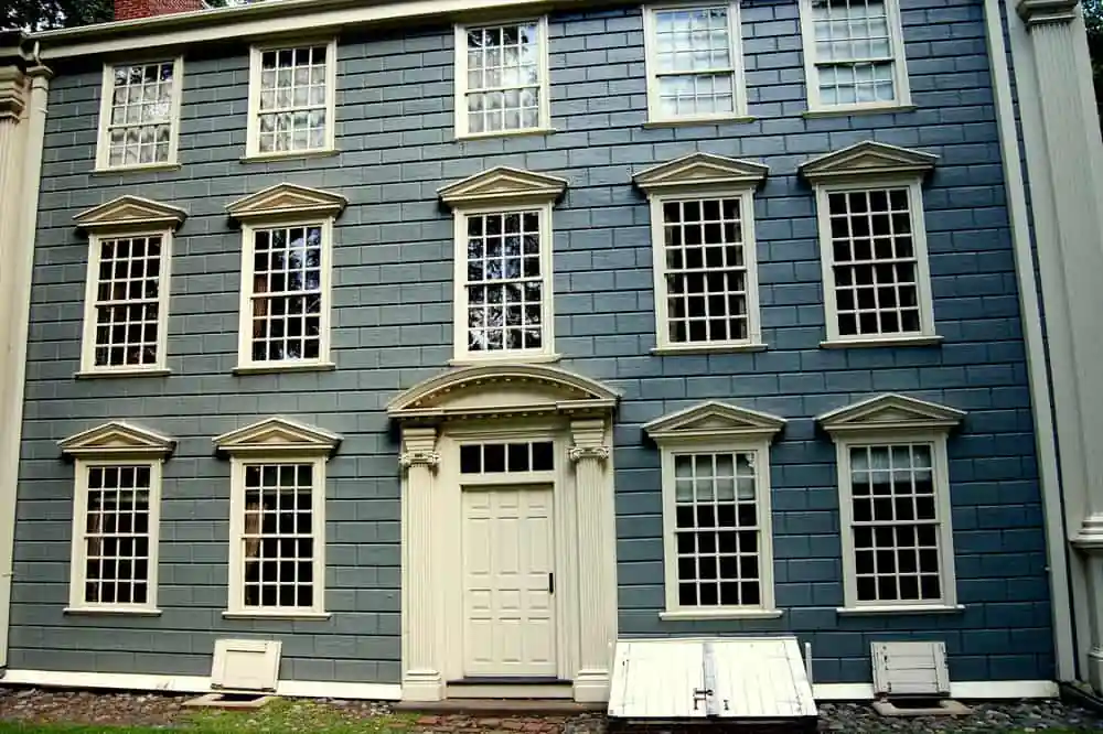 Royall House and Slave Quarters