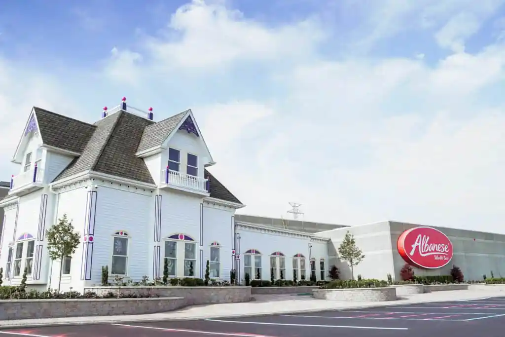 Albanese Candy Factory Outlet