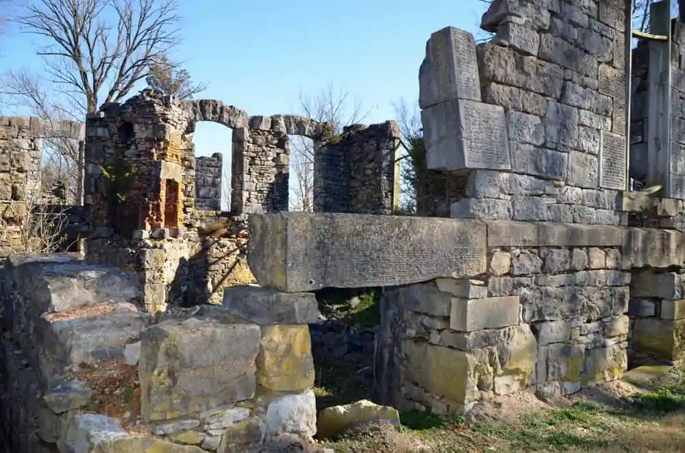 Bellโs Tavern