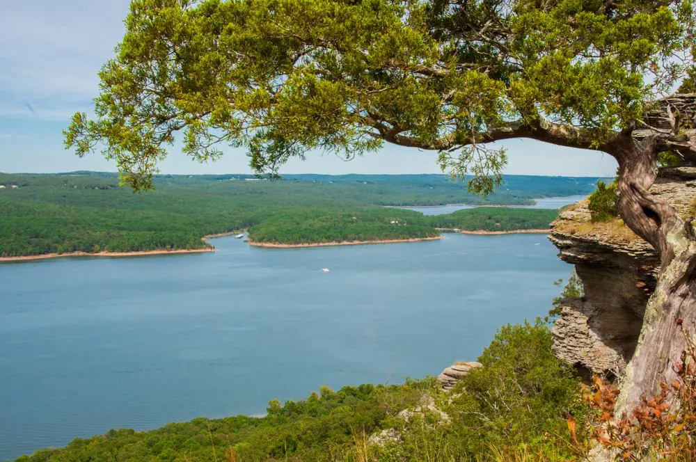 Greers Ferry Lake