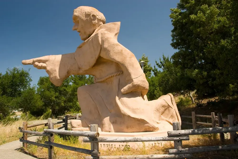 JunΓpero Serra Statue