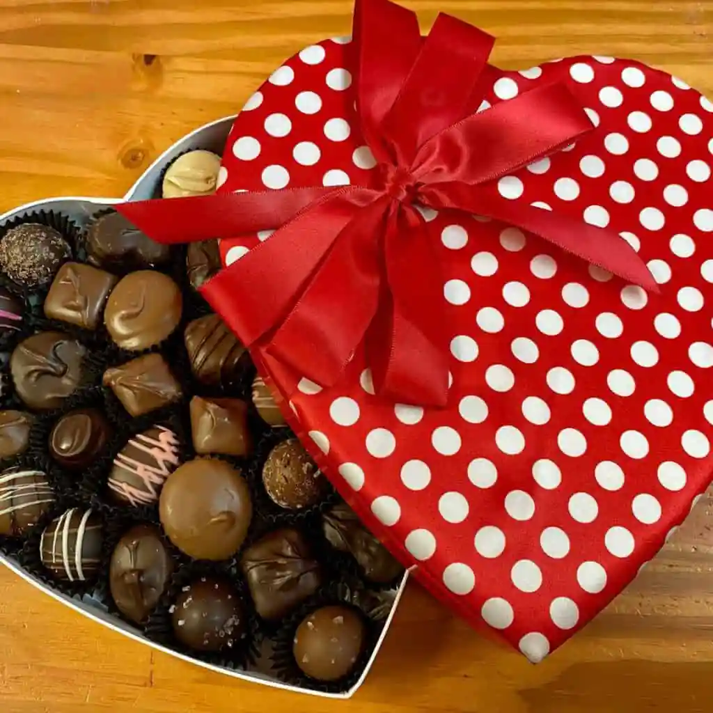 Maureenβs Sweet Shoppe