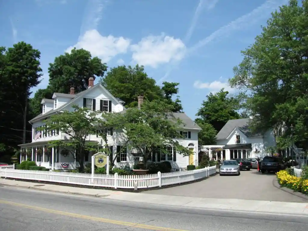 Colonel Blackinton Inn