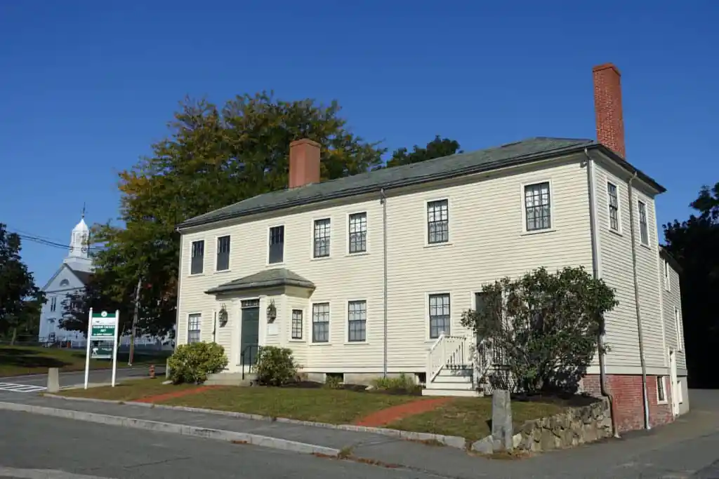 Damon Tavern