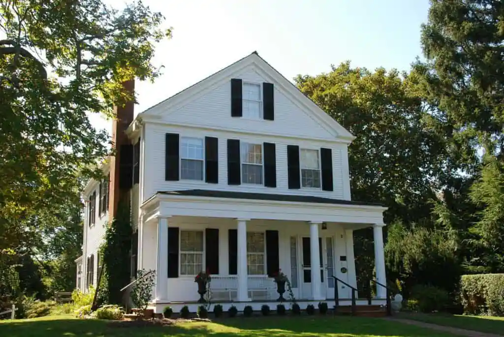 Captain Bangs Hallet House Museum