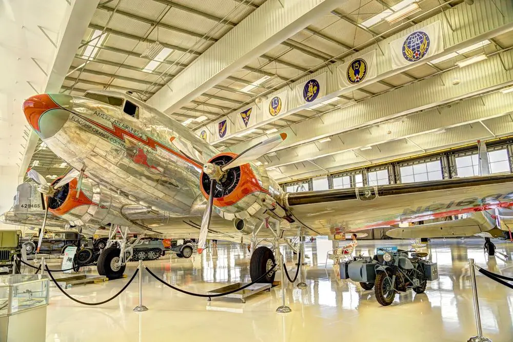 Lyon Air Museum