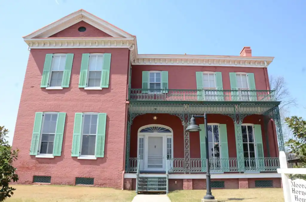 The Moore-Hornor House