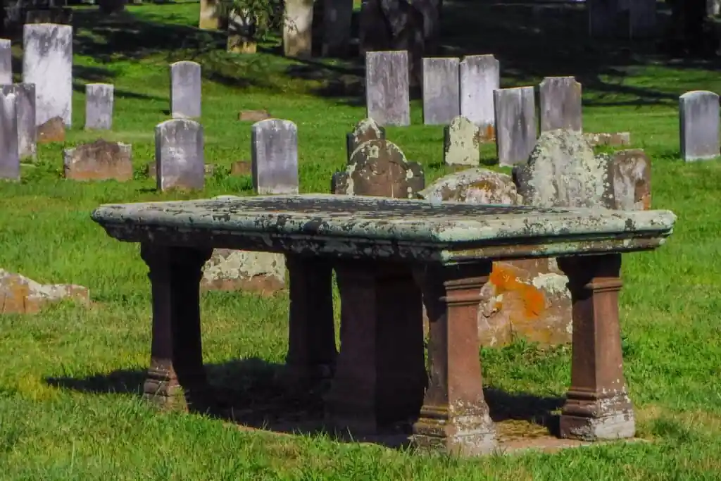 Center Cemetery