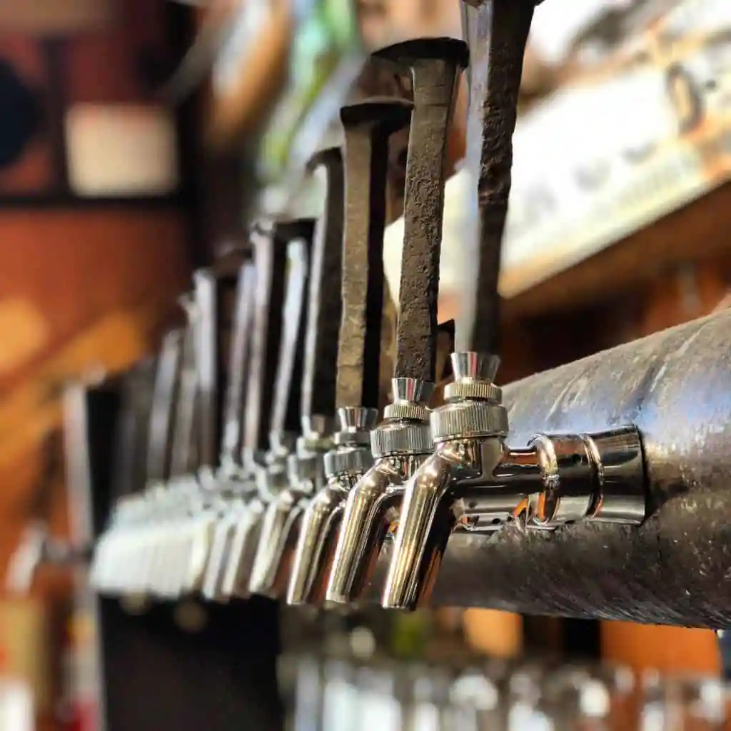 Running Shop and Hops