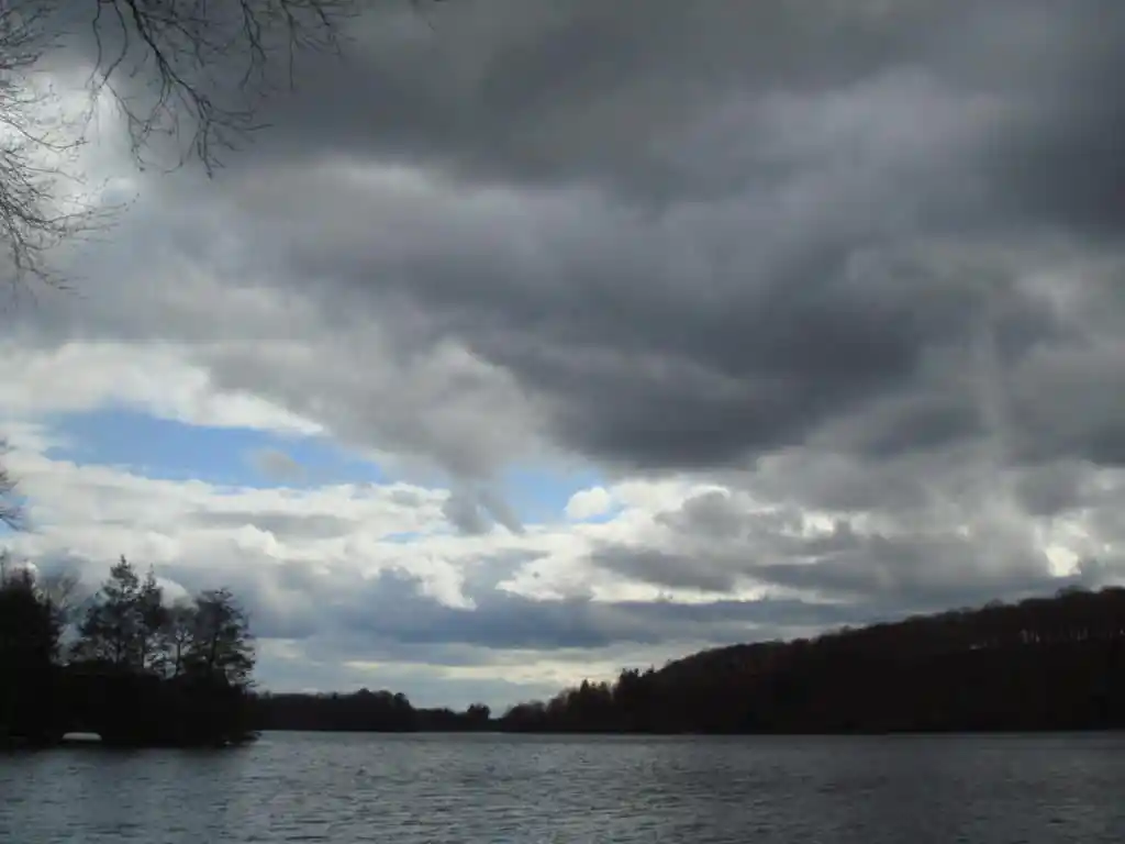 Lake Quonnipaug