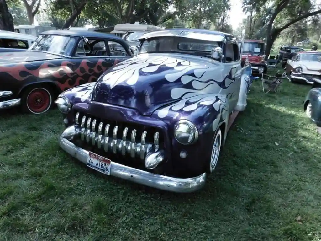 Cruise Night and Car Show