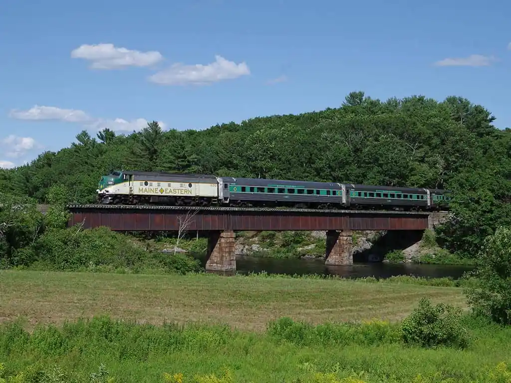 Maine Eastern Railroad