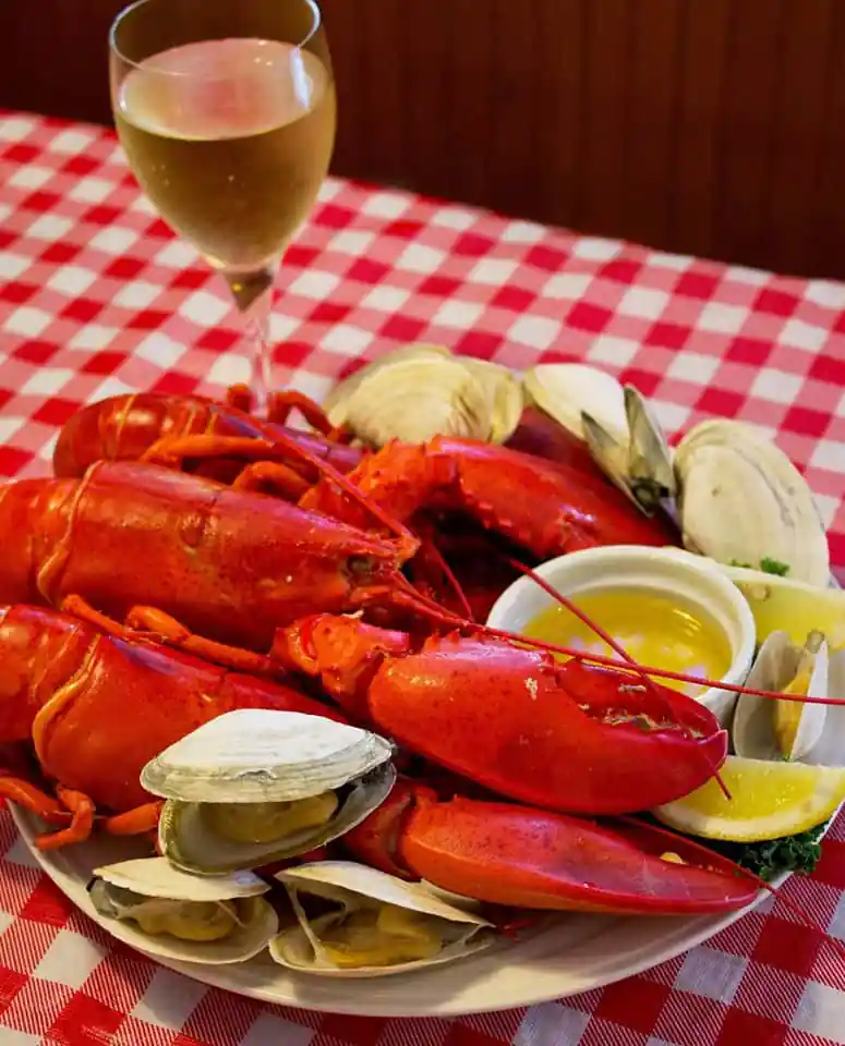 Ocean Gardens Restaurant & Tavern