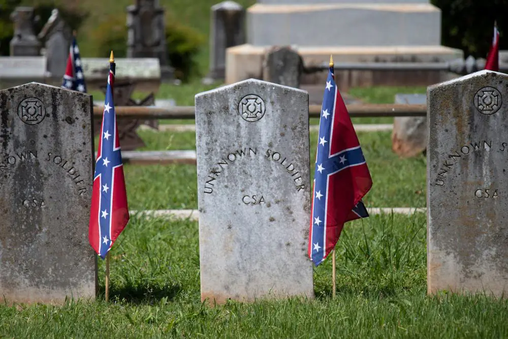 Oconee Hill Cemetery
