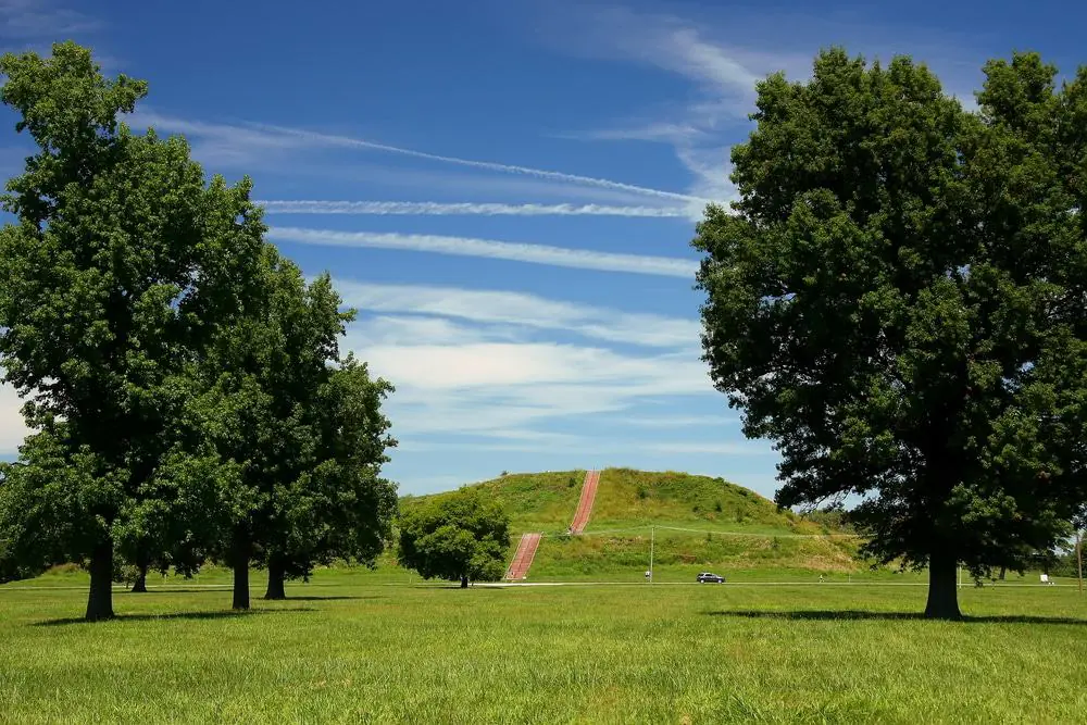 Cahokia Mounds State Historic Site
