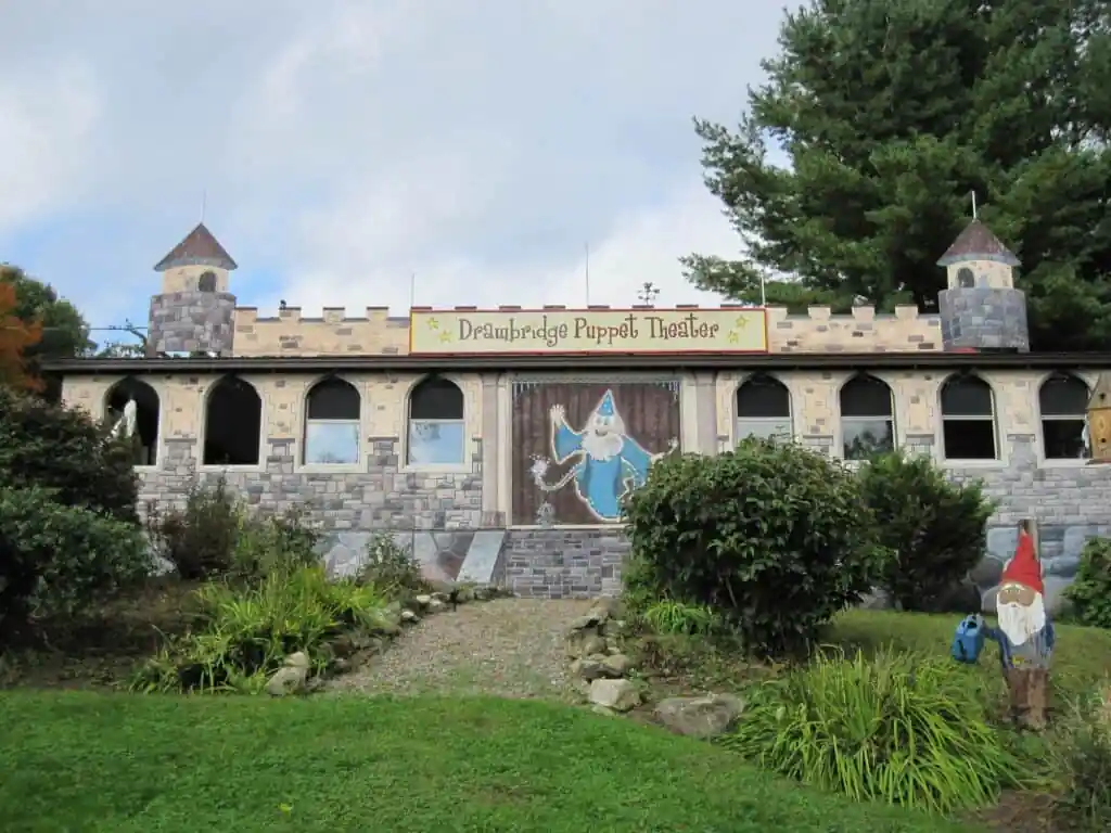Drawbridge Puppet Theater