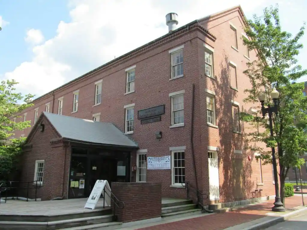 Visitor Center, Lawrence Heritage State Park