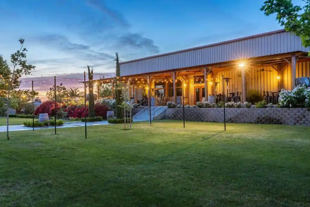 Toca Madera Winery