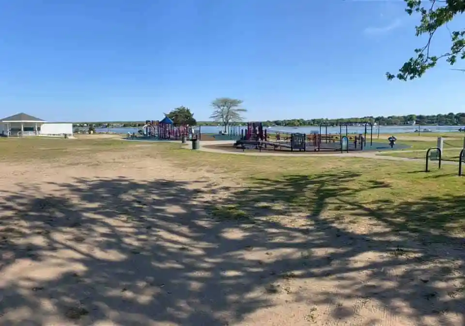 Apponagansett Park