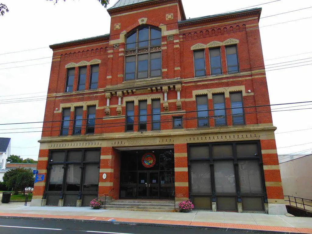 Killingly Town Hall