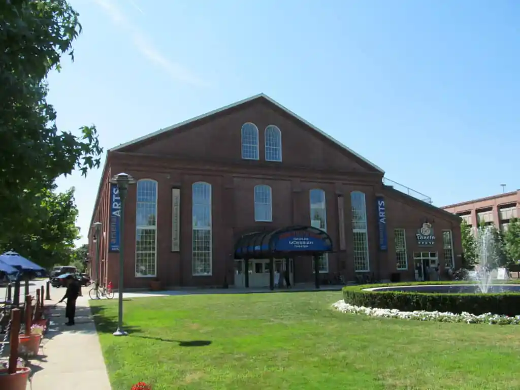 Mosesian Center for the Arts