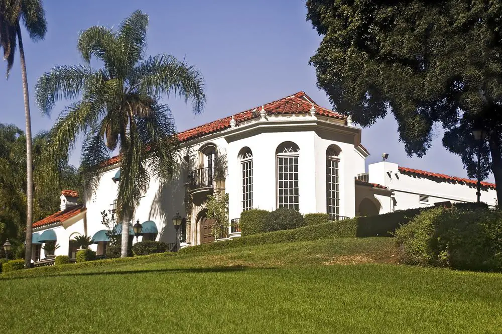 Muckenthaler Cultural Center