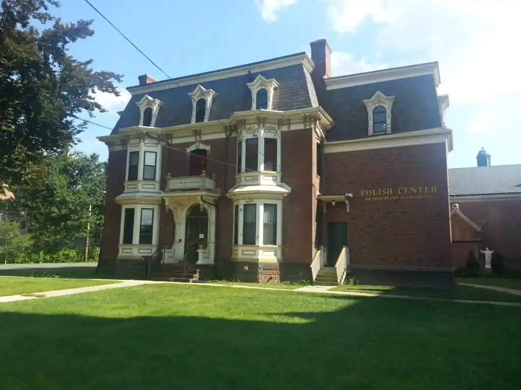 Polish Center of Discovery and Learning