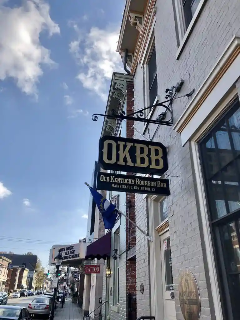 Old Kentucky Bourbon Bar