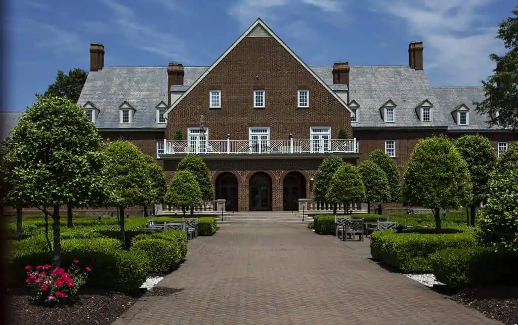 The Founders Inn & Spa Tapestry Collection By Hilton