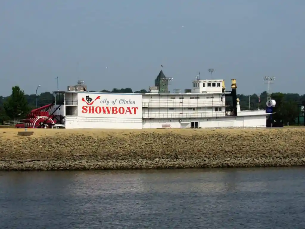Clinton Area Showboat Theatre