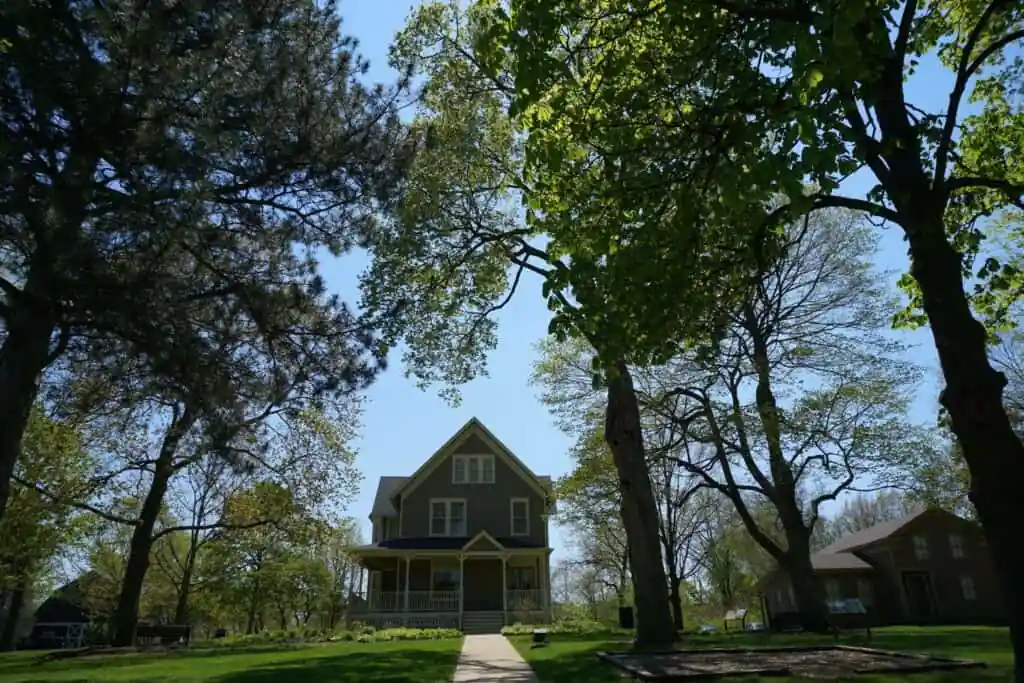 Downers Grove Museum
