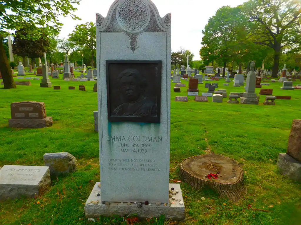 Forest Home Cemetery