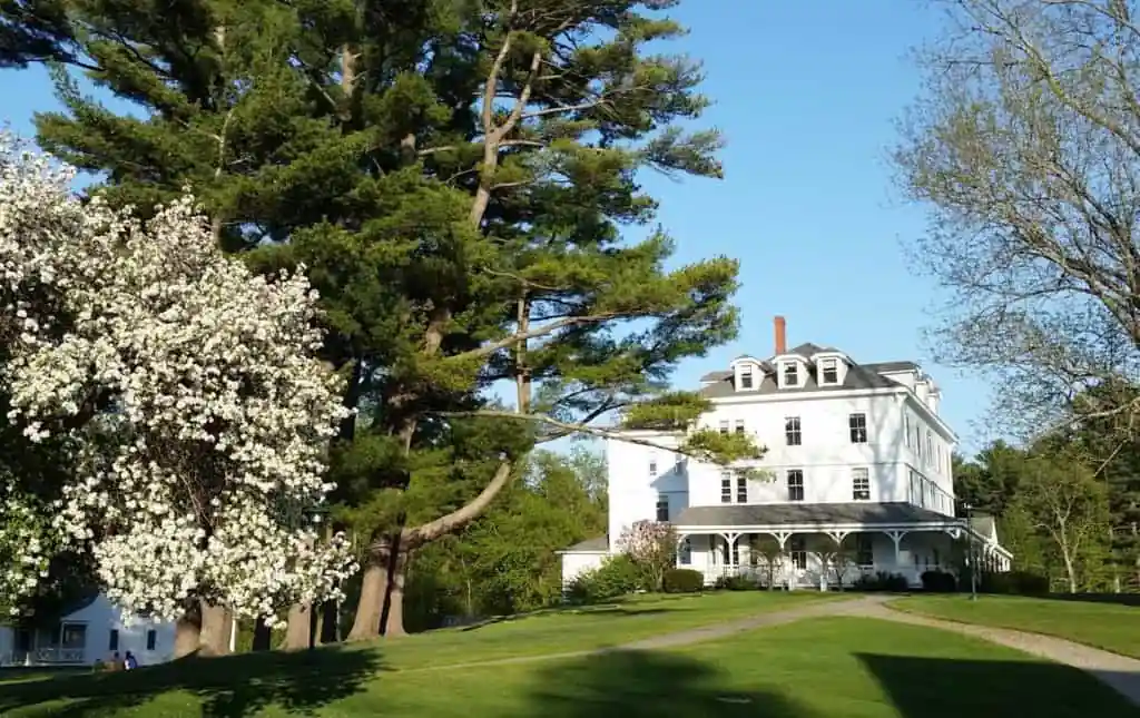 Green Acre Bahaβi School