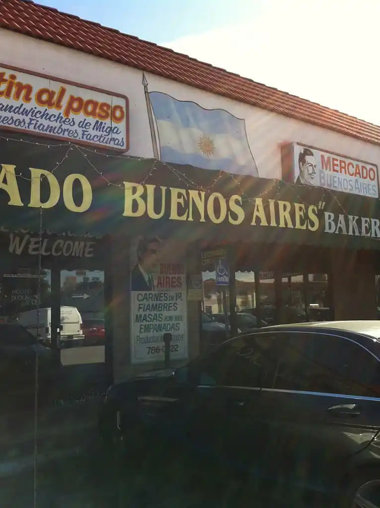 Mercado Buenos Aires, Van Nuys