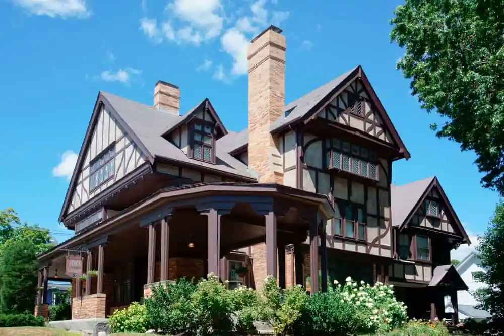Day House