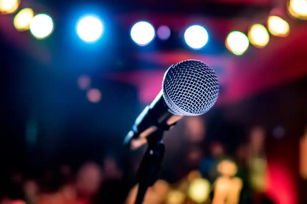 Microphone