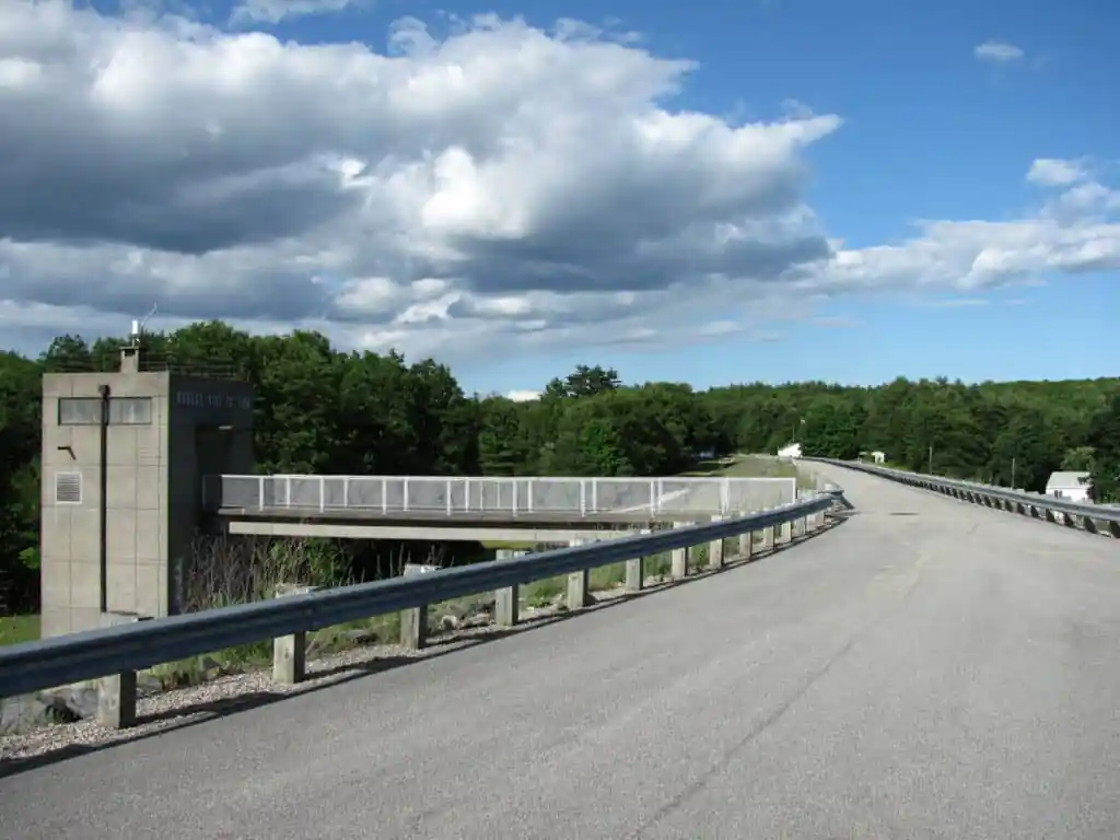Hodges Village Dam