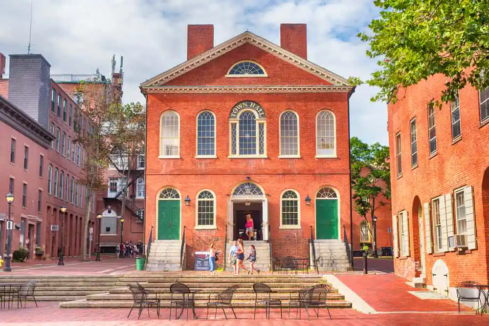 Salem Old Town Hall