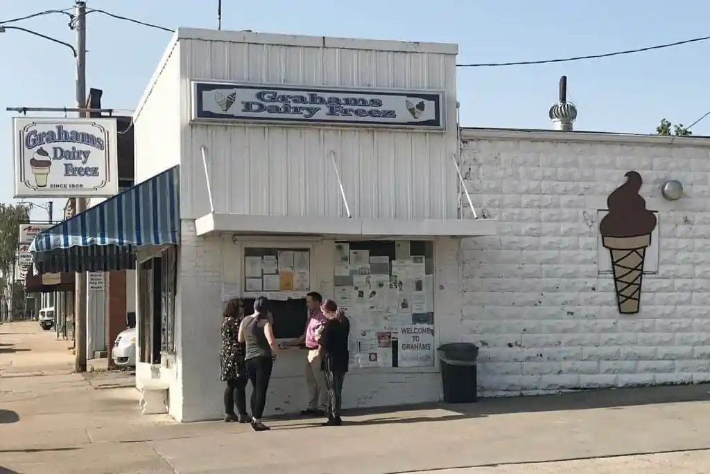 Grahamβs Dairy Freez