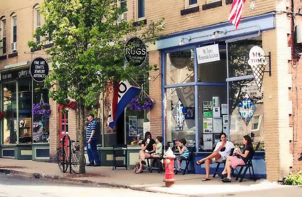 Cottage Street Cultural District