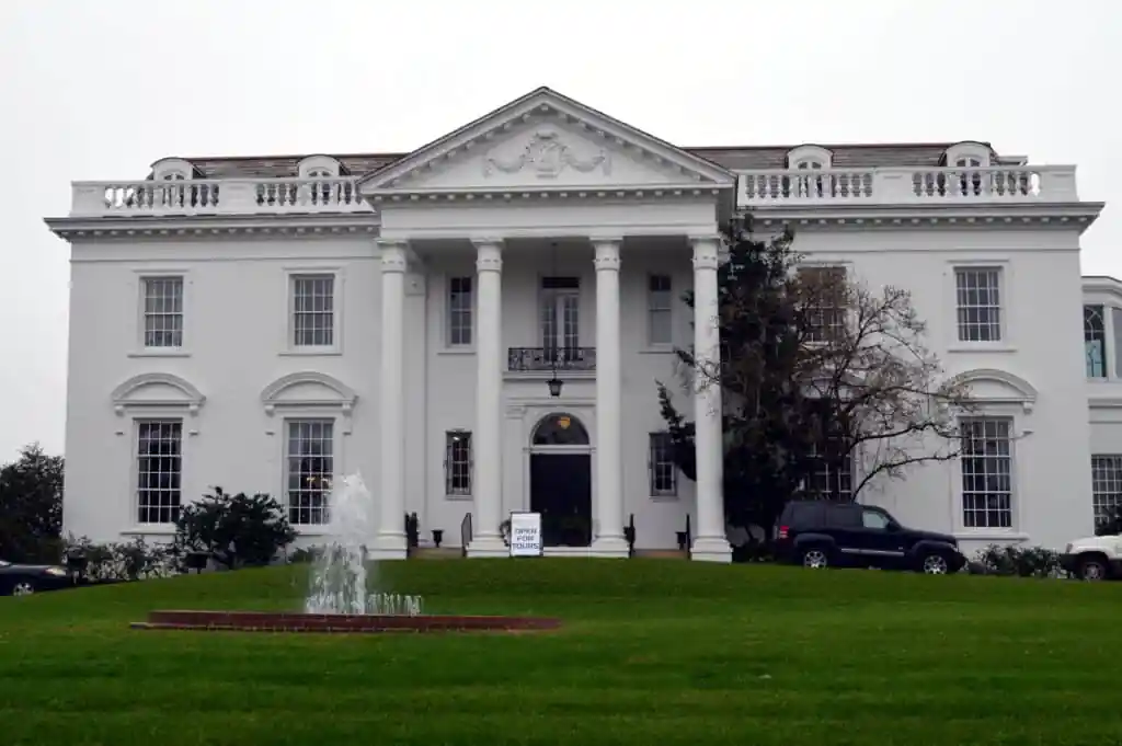 Old Governorβs Mansion