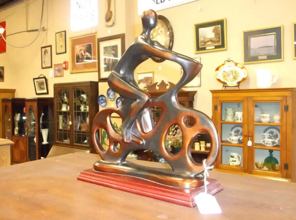 Old Hippy Antiques