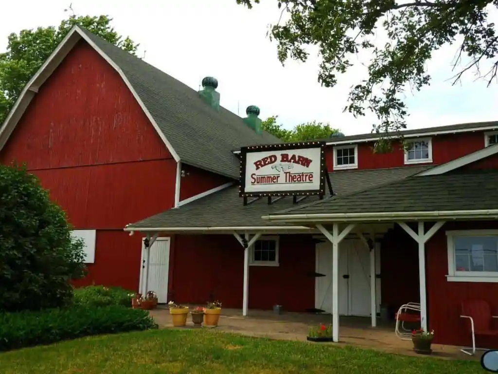 Red Barn Summer Theatre
