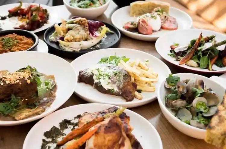 Crave Restaurant