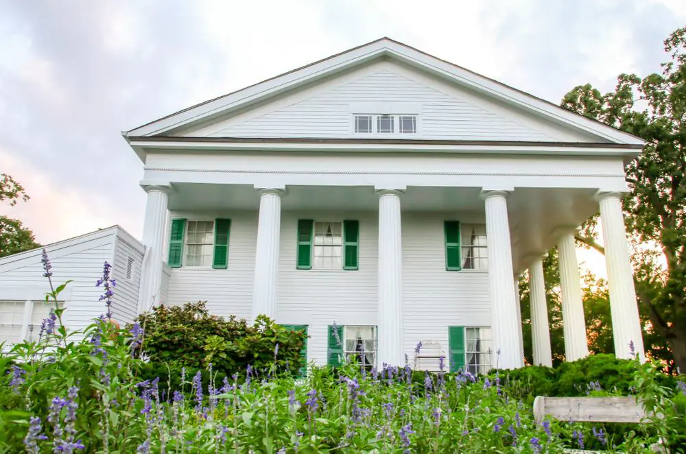 Barrington Hall