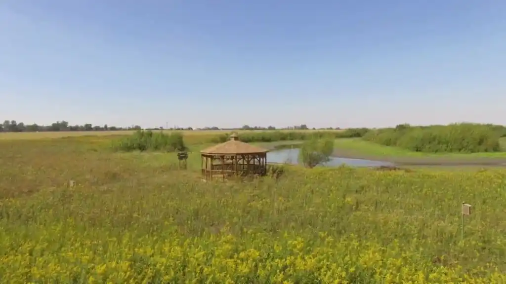 Douglas-Hart Nature Center