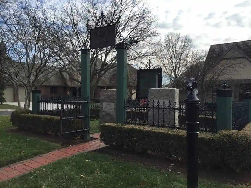 Lawrin Gravesite